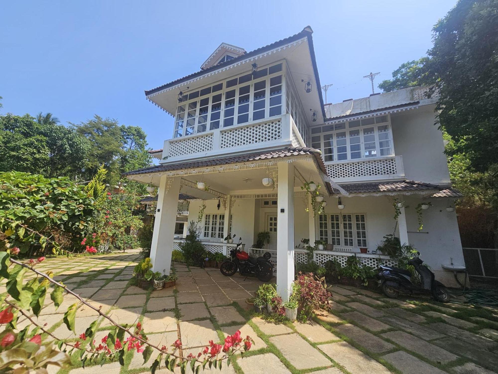 Padikkal Bungalow Витири Екстериор снимка
