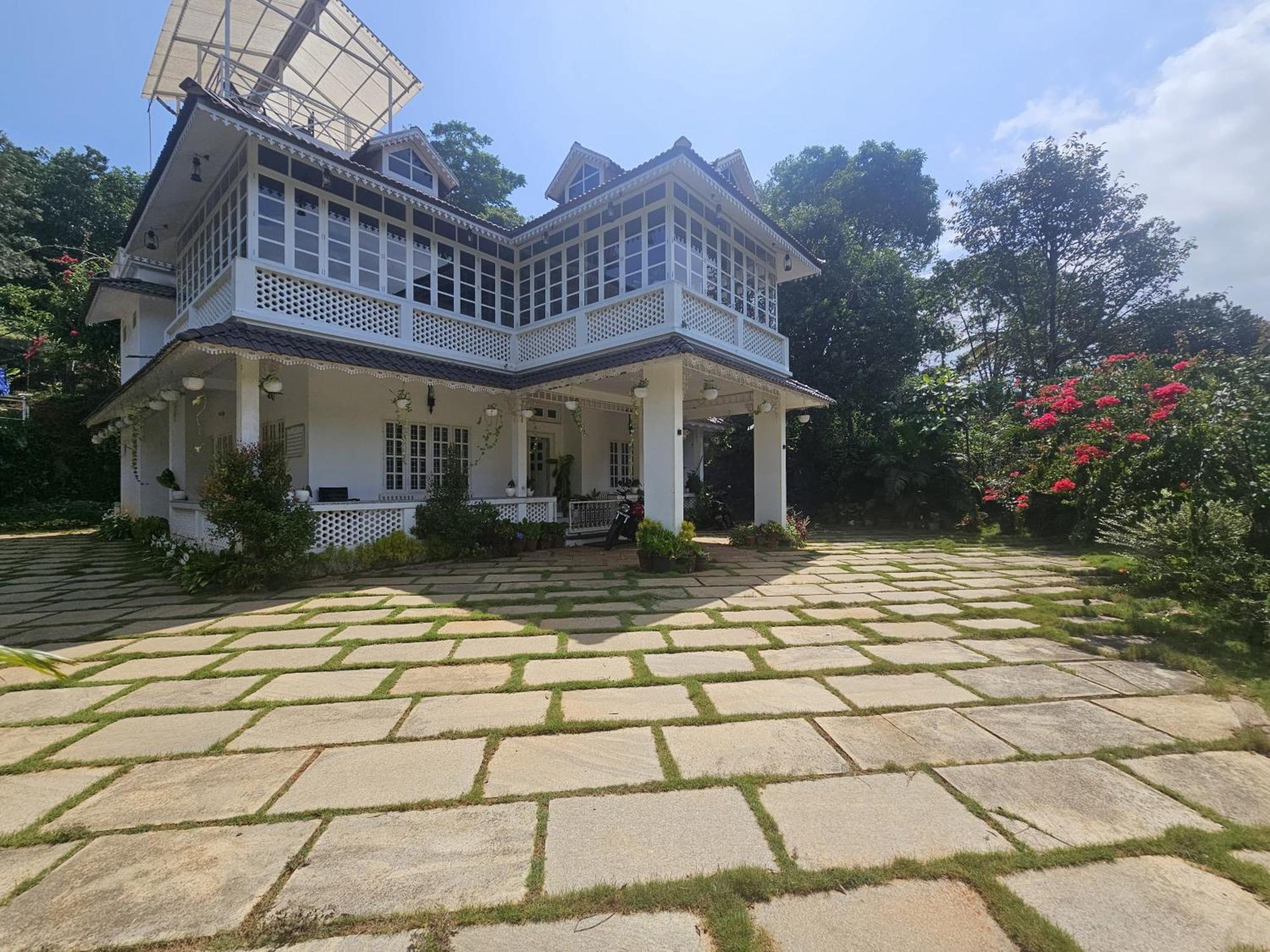 Padikkal Bungalow Витири Екстериор снимка